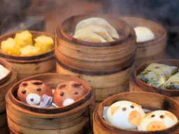 Dim sum w bambusowych koszykach Dim sum w bambusowych koszykach